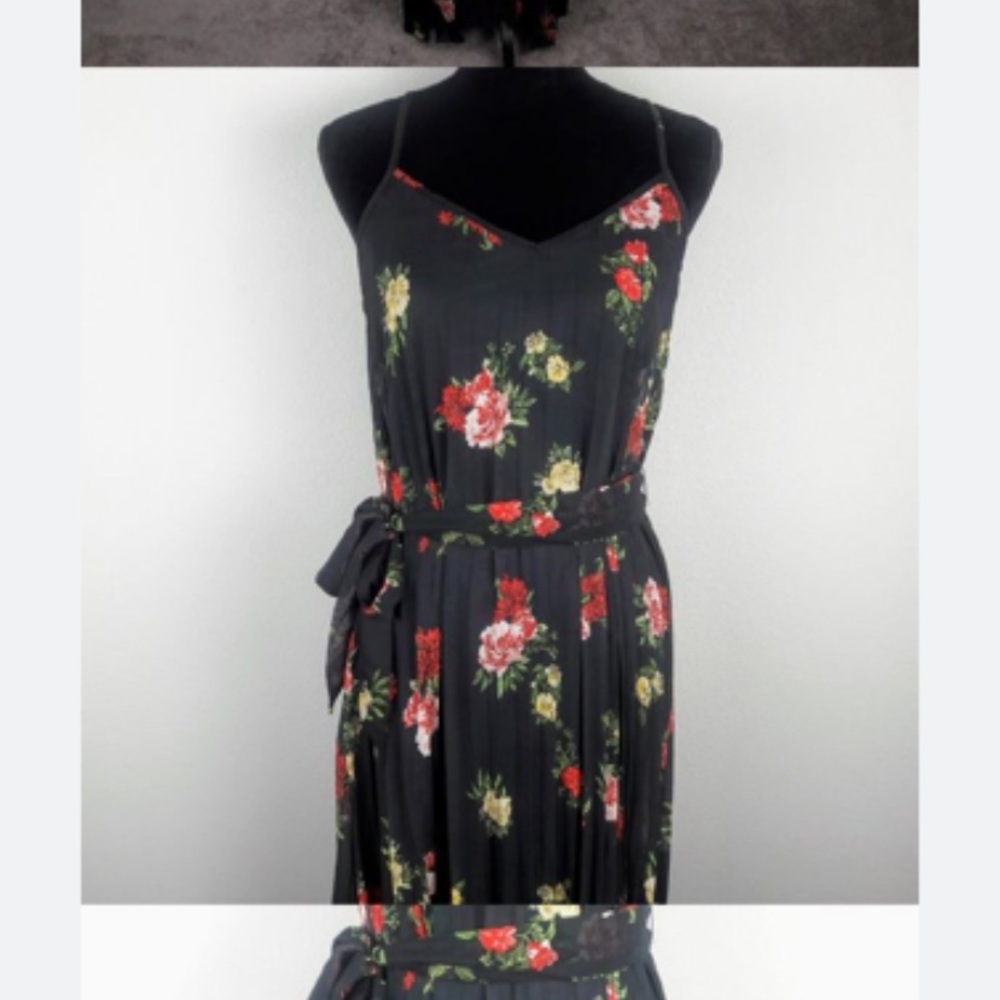 B. DArlin floral maxi dress